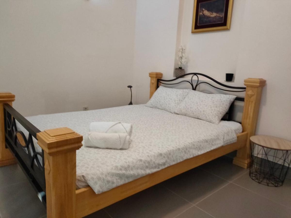 Studio Apartman Rea Kotor Bagian luar foto