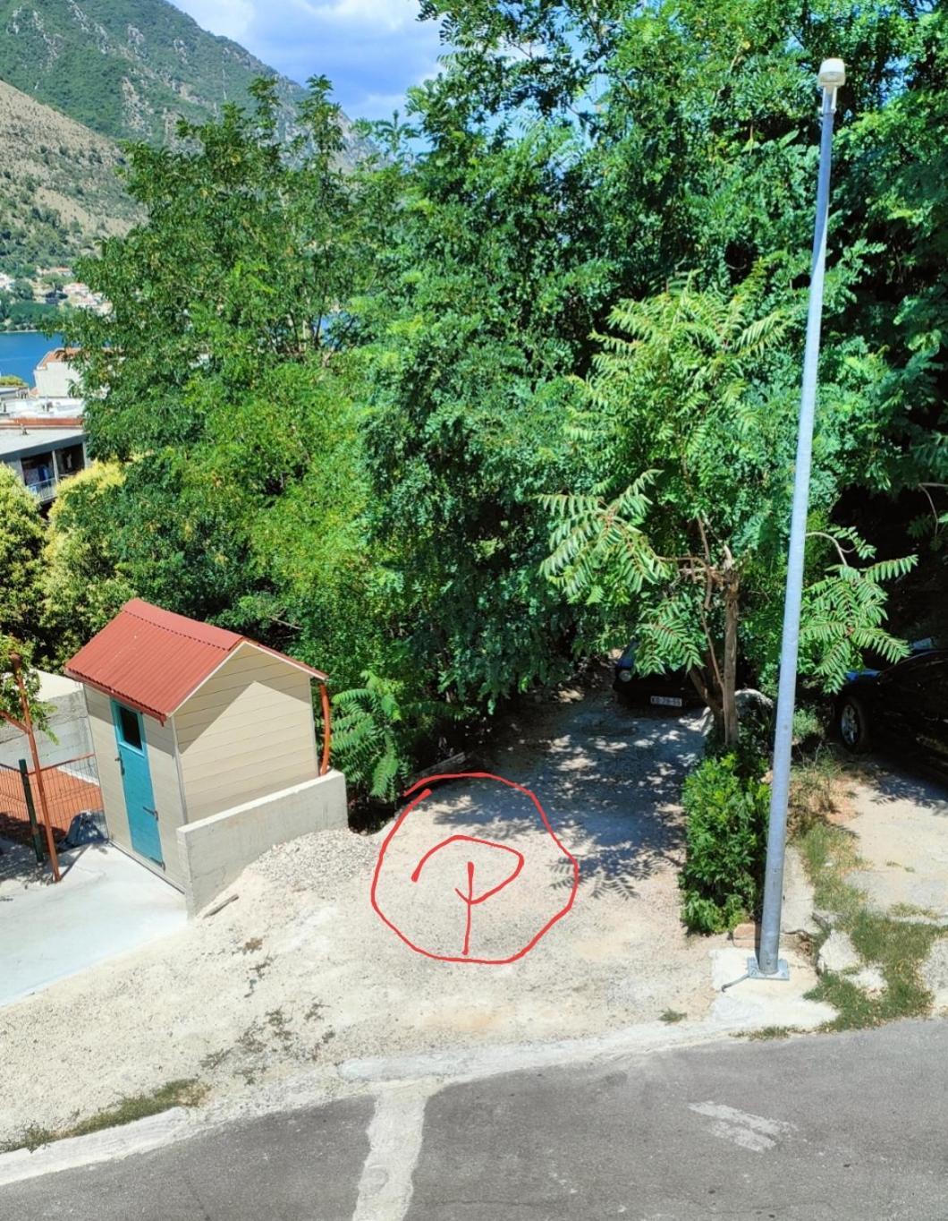 Studio Apartman Rea Kotor Bagian luar foto